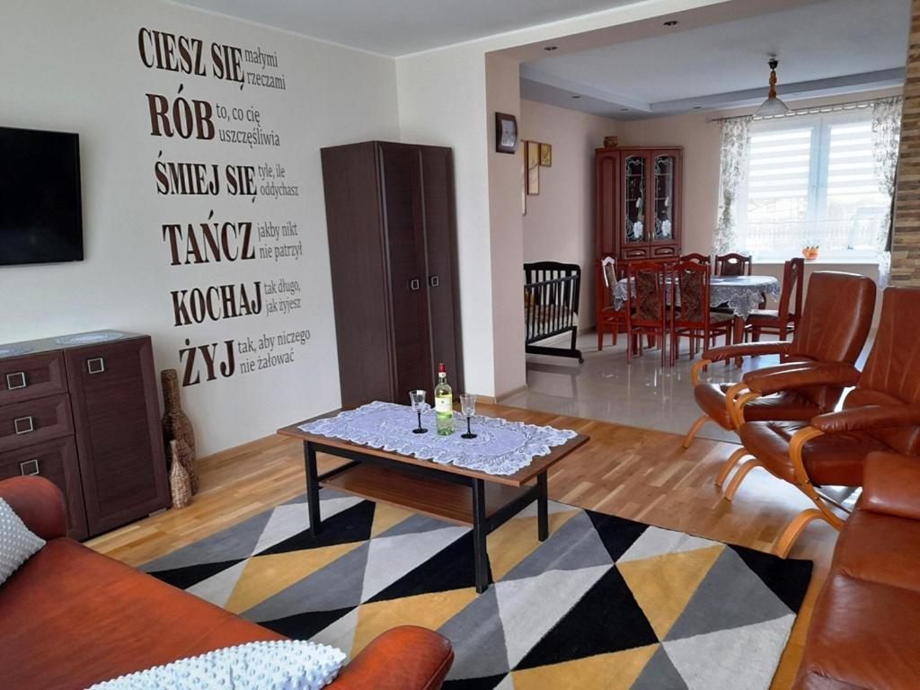Tu Sie Spi Apartment Bodzentyn Luaran gambar