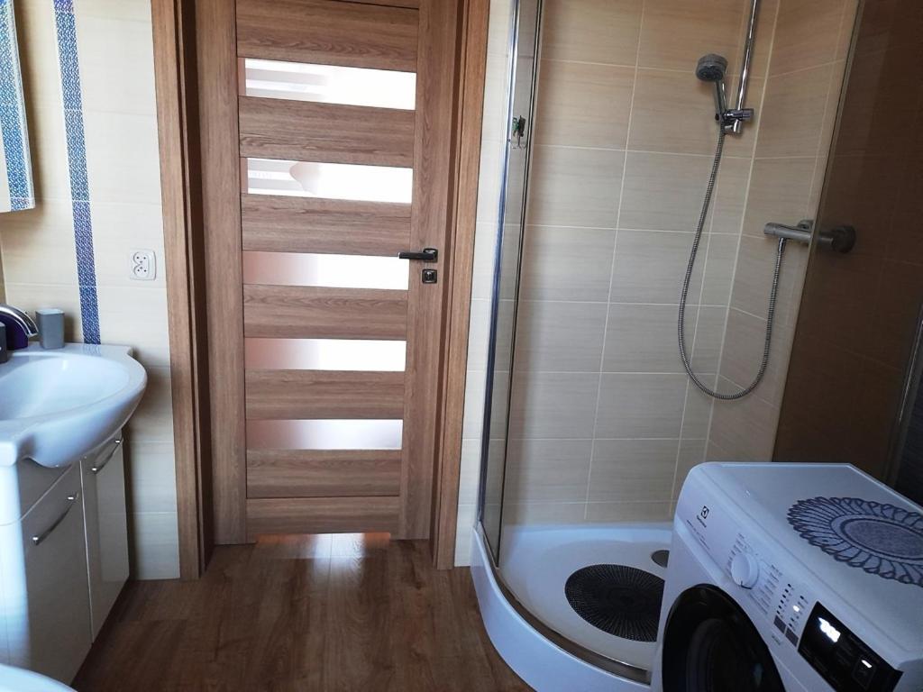 Tu Sie Spi Apartment Bodzentyn Luaran gambar