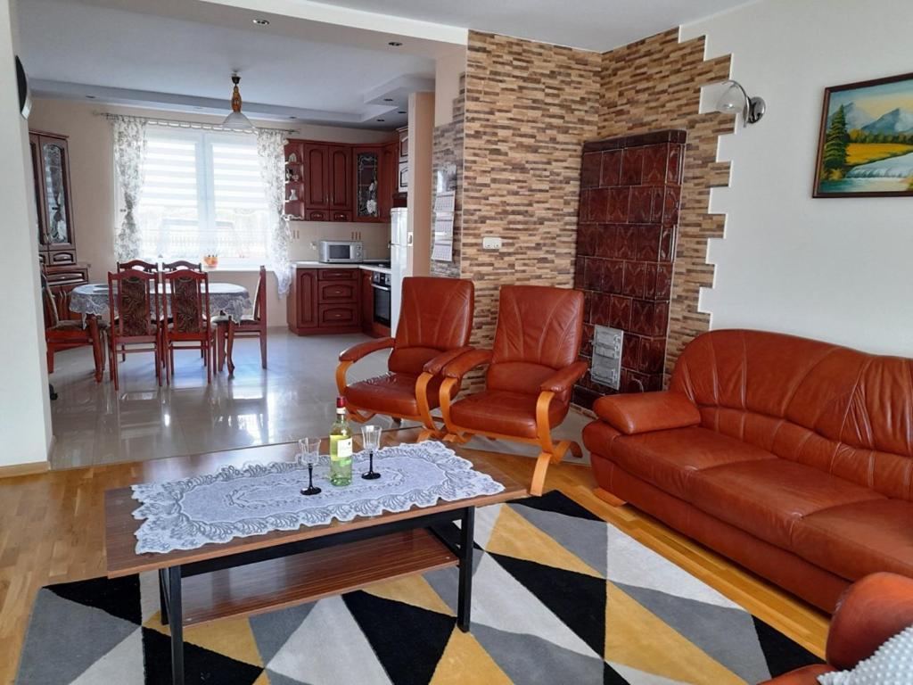 Tu Sie Spi Apartment Bodzentyn Luaran gambar