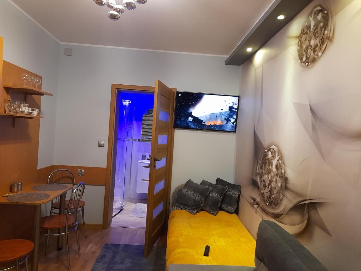 Tu Sie Spi Apartment Bodzentyn Luaran gambar