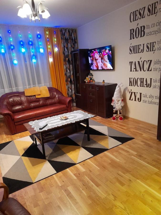 Tu Sie Spi Apartment Bodzentyn Luaran gambar