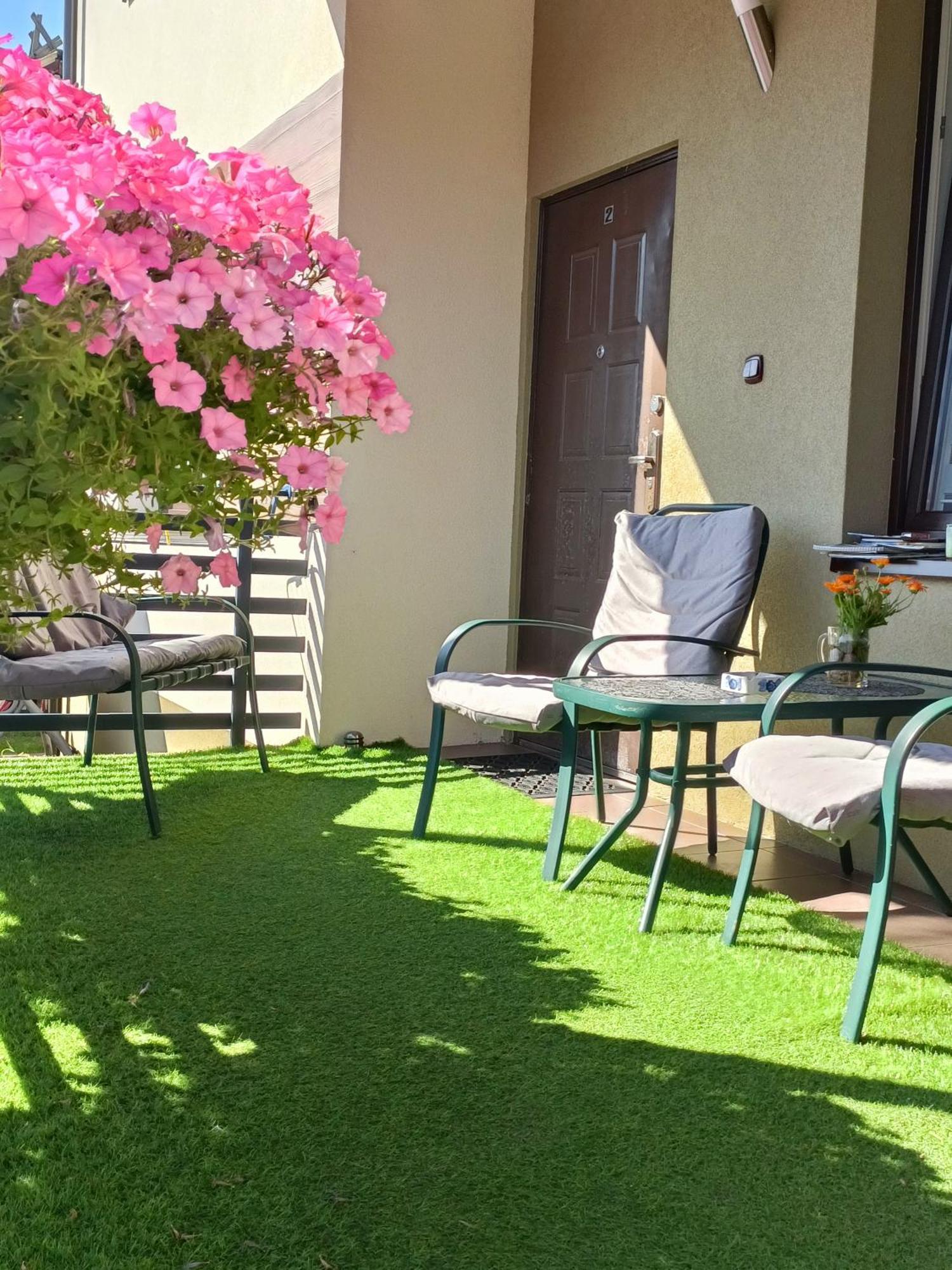 Tu Sie Spi Apartment Bodzentyn Luaran gambar
